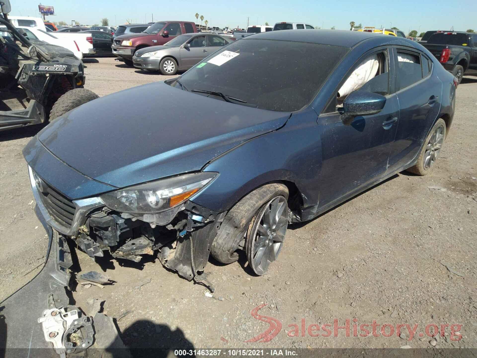 3MZBN1V36JM264080 2018 MAZDA MAZDA3 4-DOOR