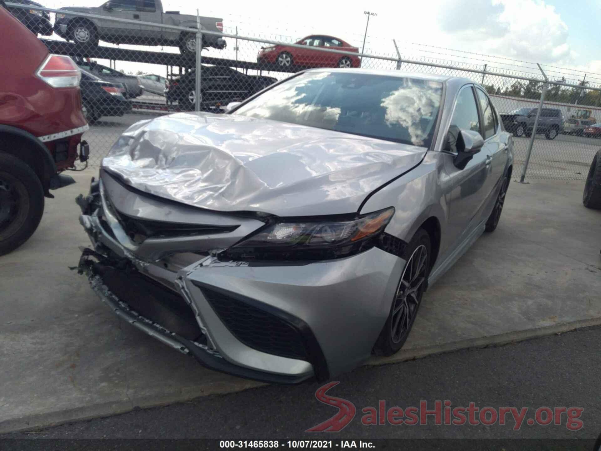 4T1G11AK8MU551580 2021 TOYOTA CAMRY