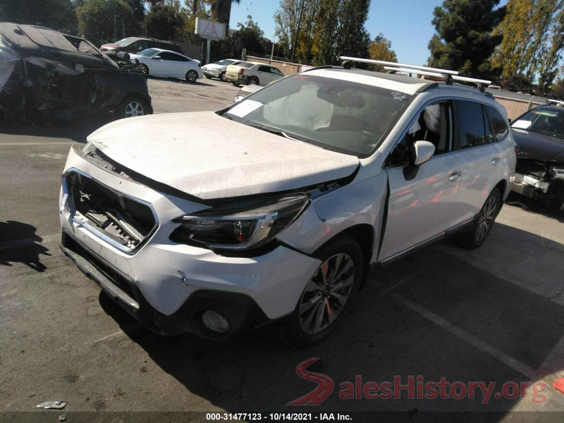 4S4BSETC8J3305800 2018 SUBARU OUTBACK