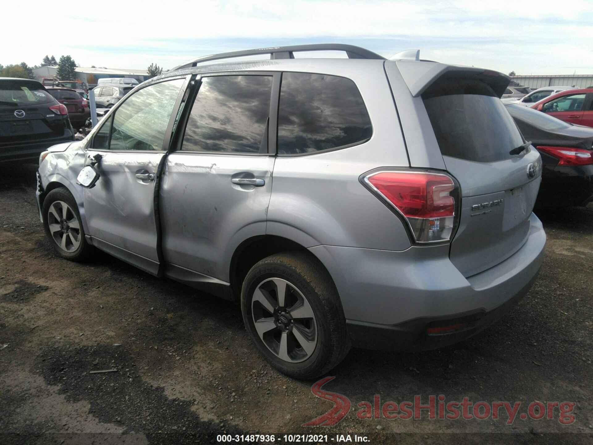 JF2SJAGC2JH582280 2018 SUBARU FORESTER