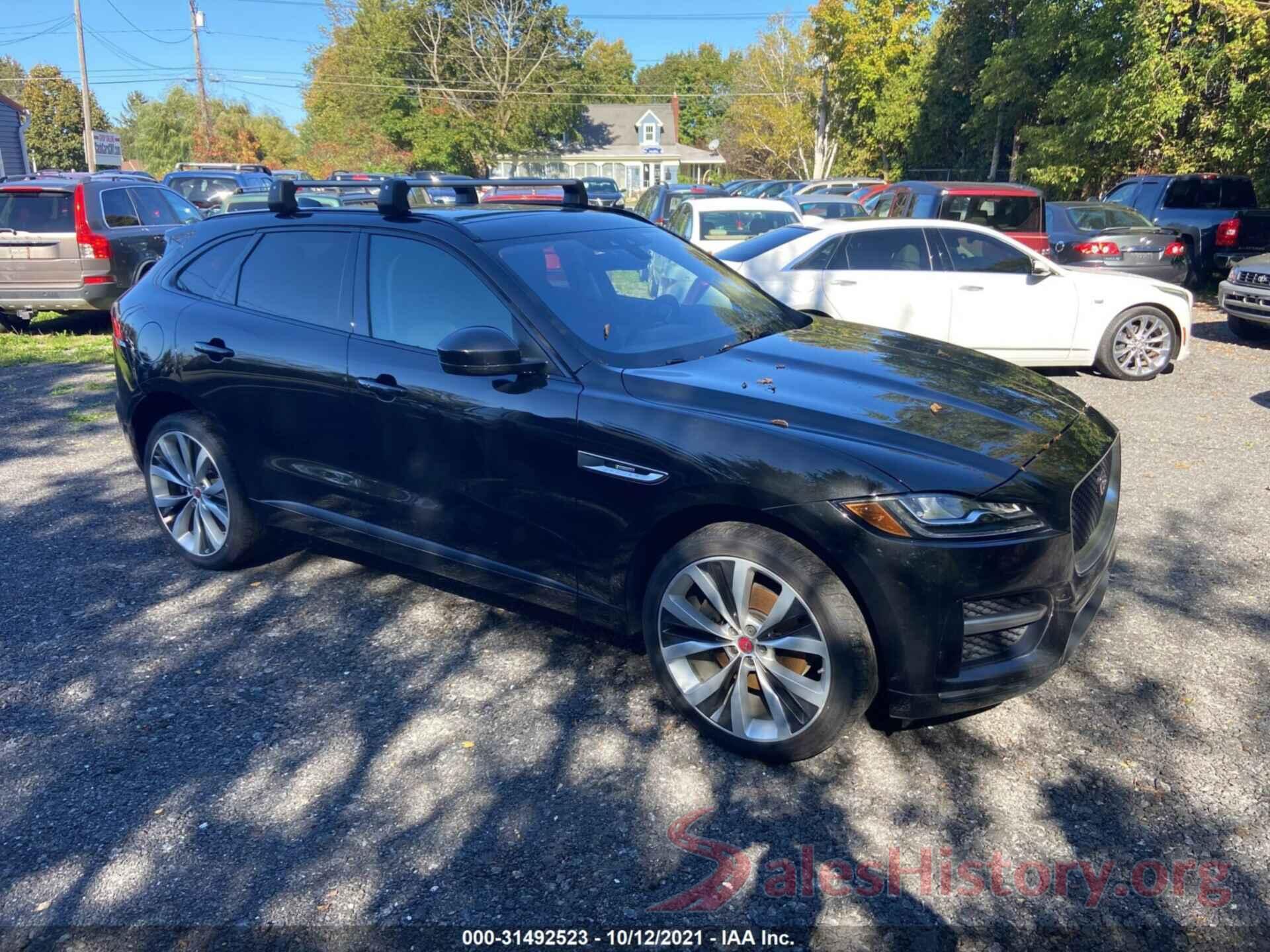 SADCL2BV2HA077309 2017 JAGUAR F-PACE