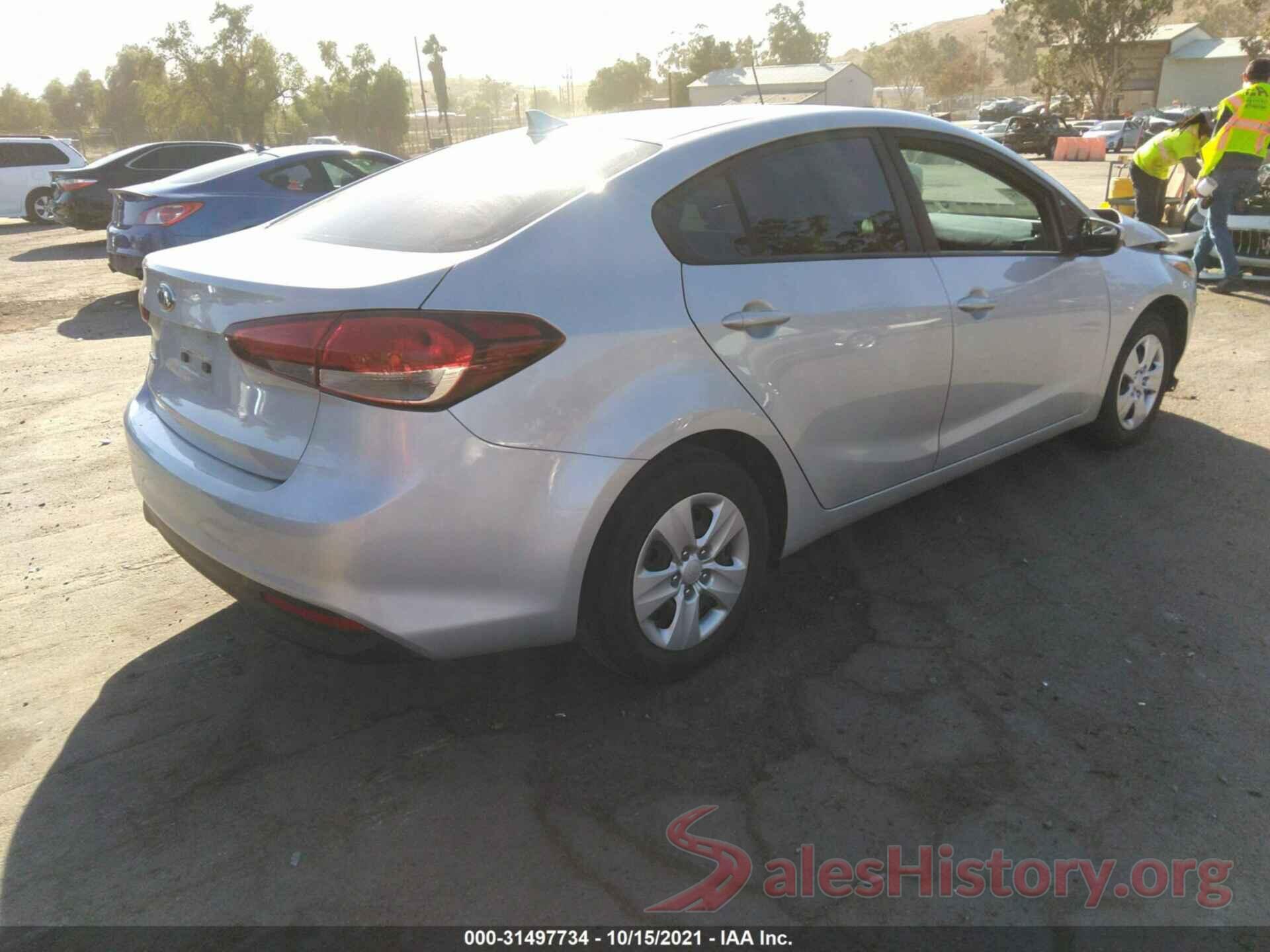 3KPFK4A78JE237450 2018 KIA FORTE