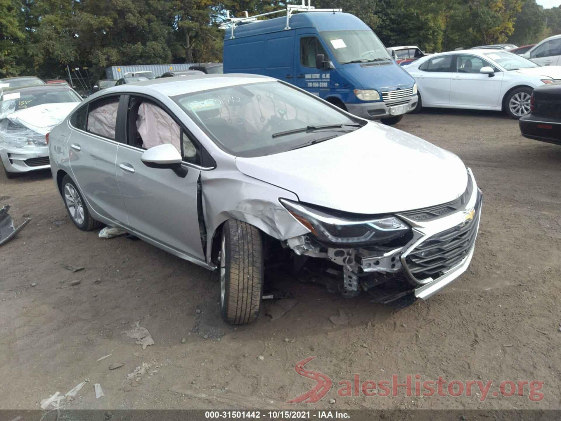 1G1BE5SM7K7145269 2019 CHEVROLET CRUZE