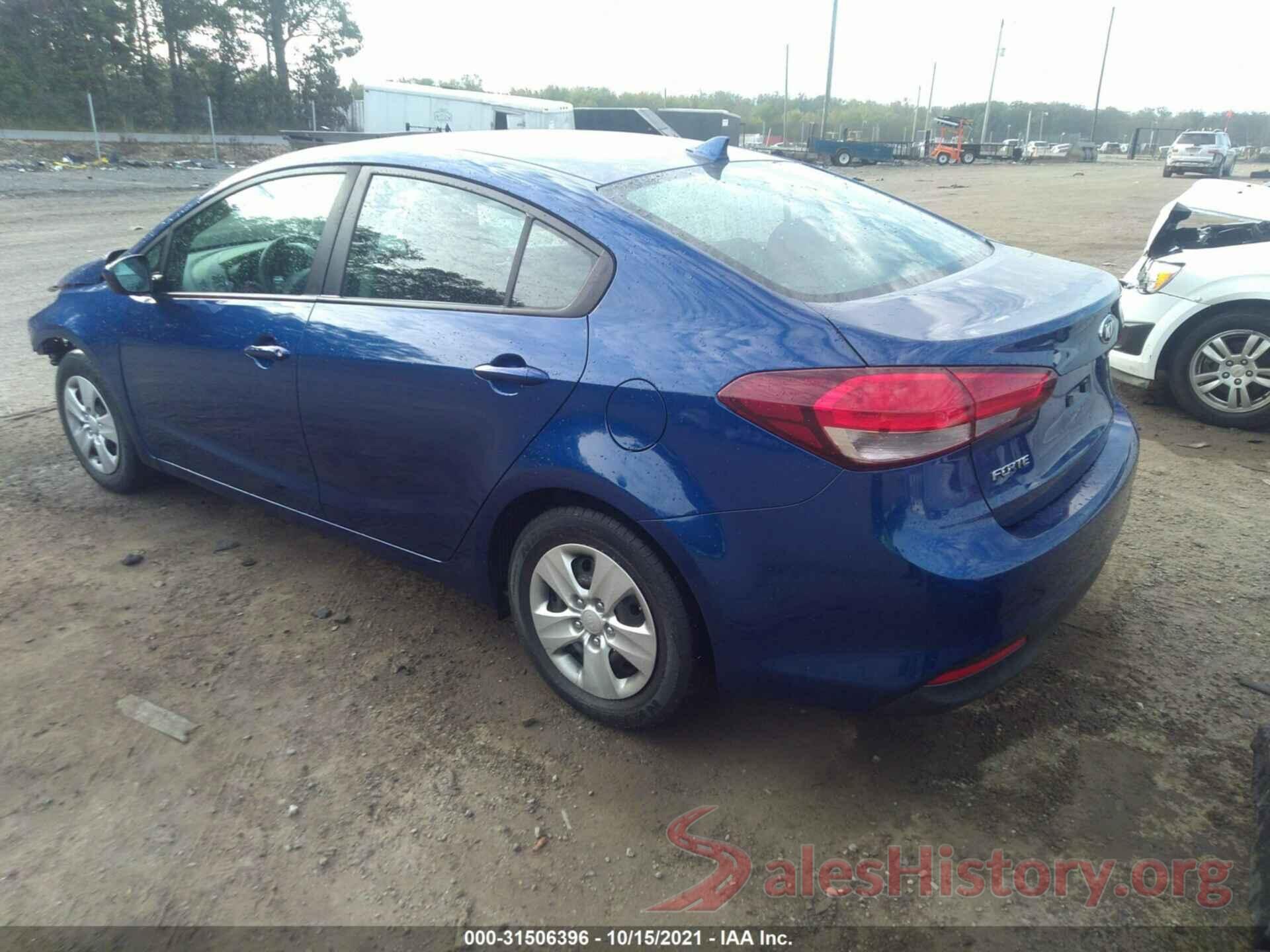 3KPFK4A79JE270294 2018 KIA FORTE