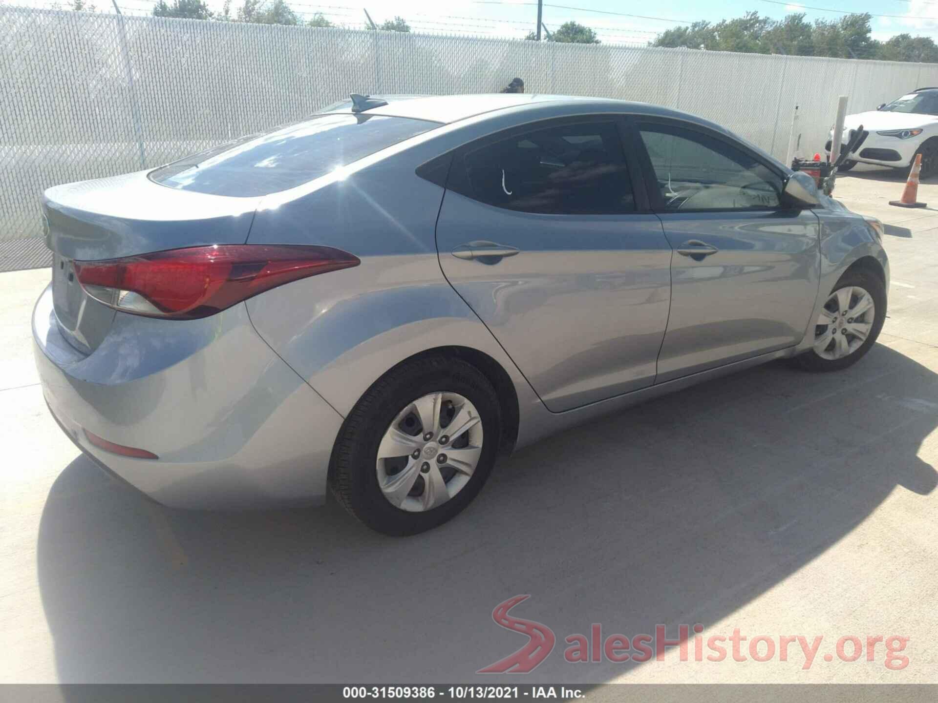 5NPDH4AE0GH690325 2016 HYUNDAI ELANTRA