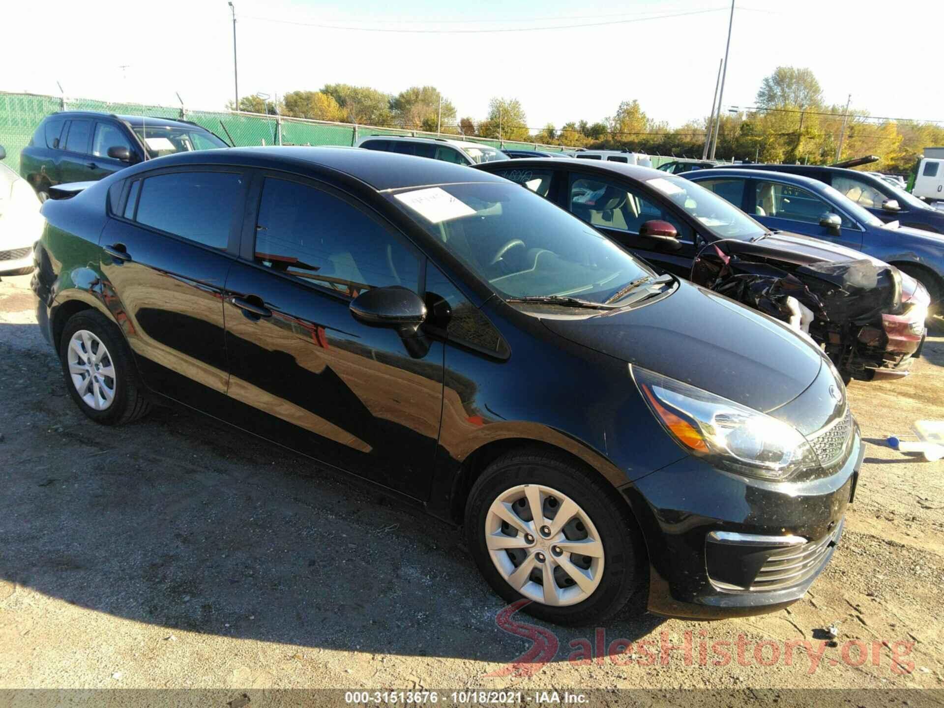 KNADM4A37H6035176 2017 KIA RIO