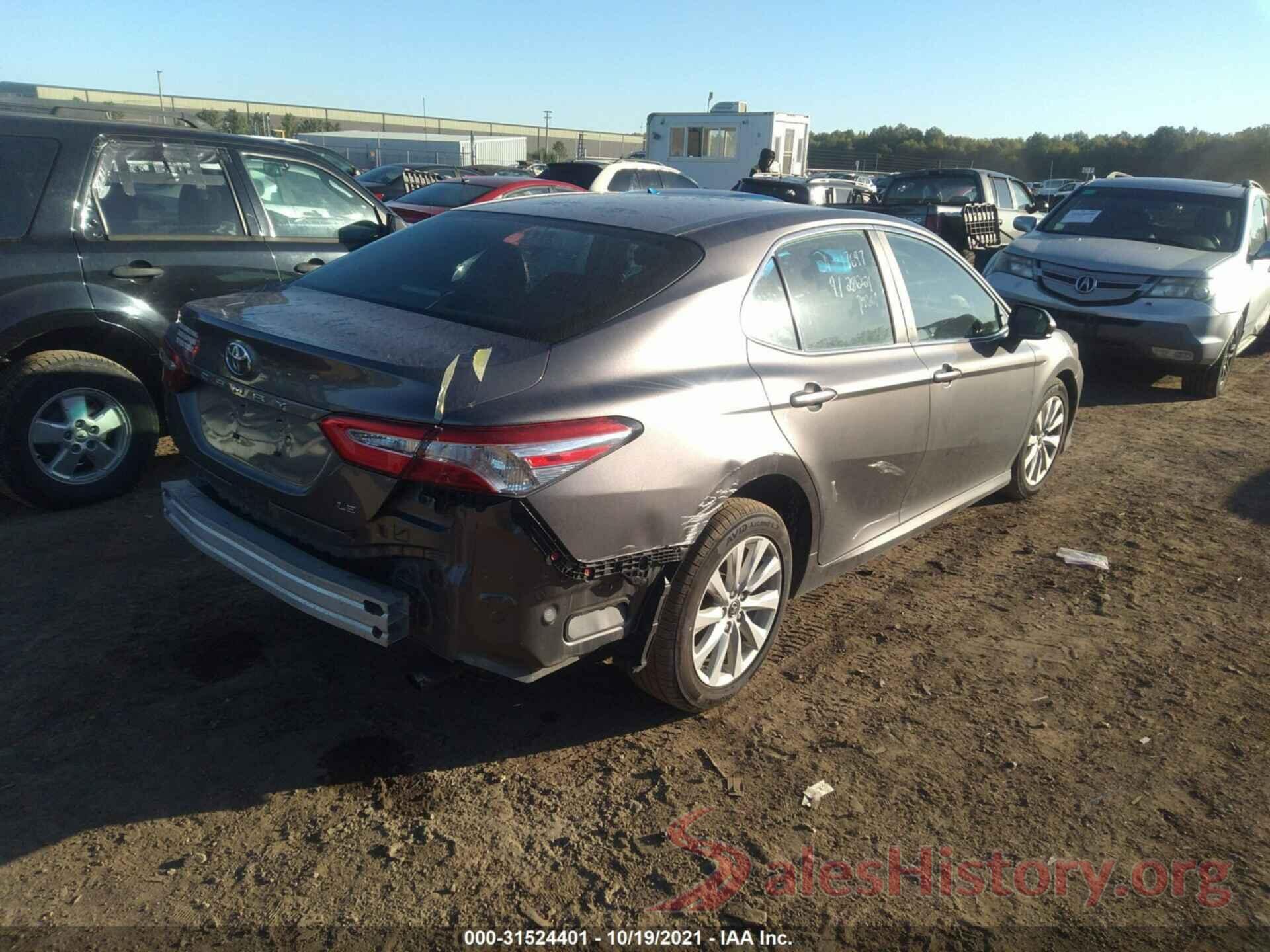 4T1B11HK2JU594257 2018 TOYOTA CAMRY