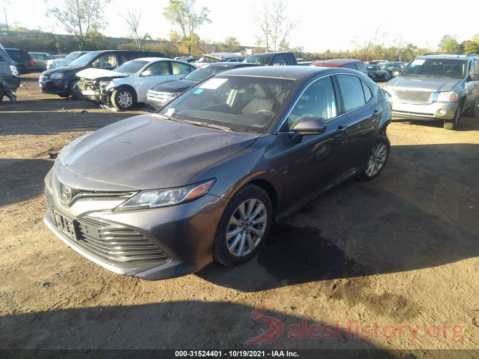 4T1B11HK2JU594257 2018 TOYOTA CAMRY