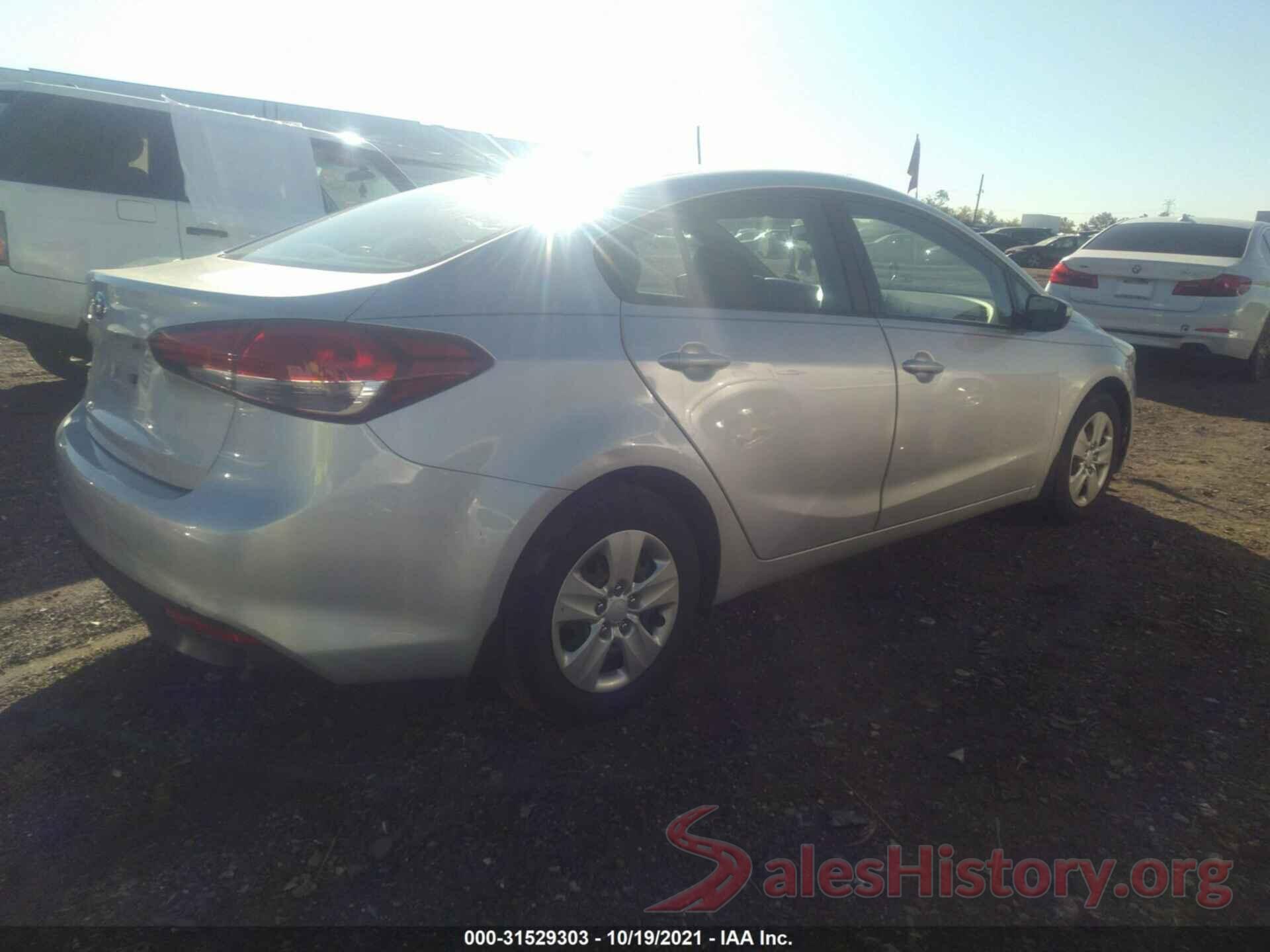 3KPFK4A76HE037628 2017 KIA FORTE