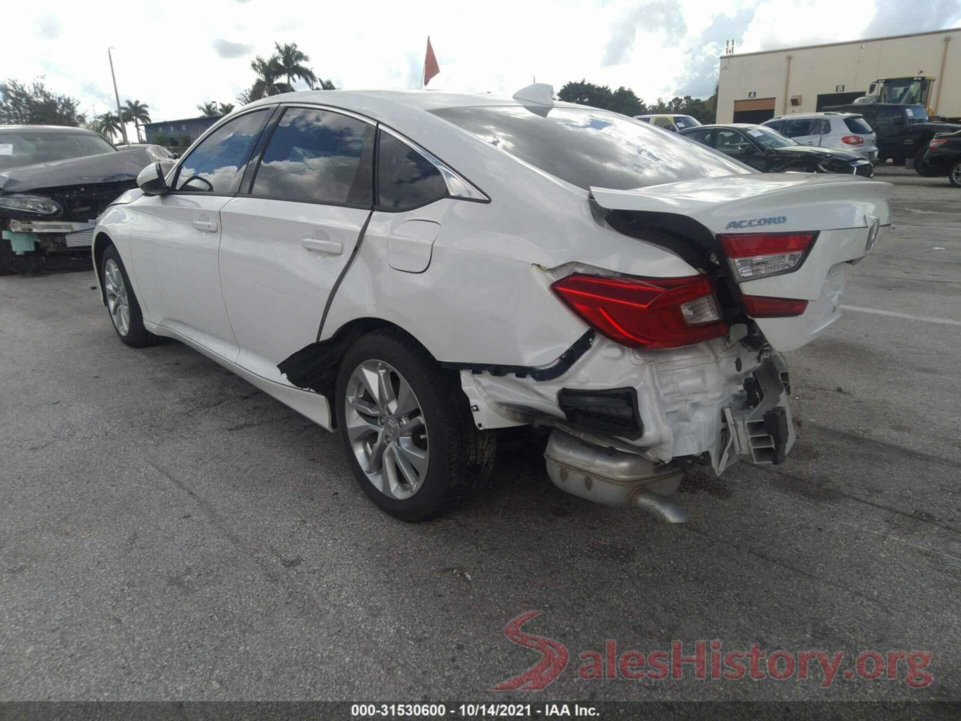 1HGCV1F13JA136852 2018 HONDA ACCORD SEDAN