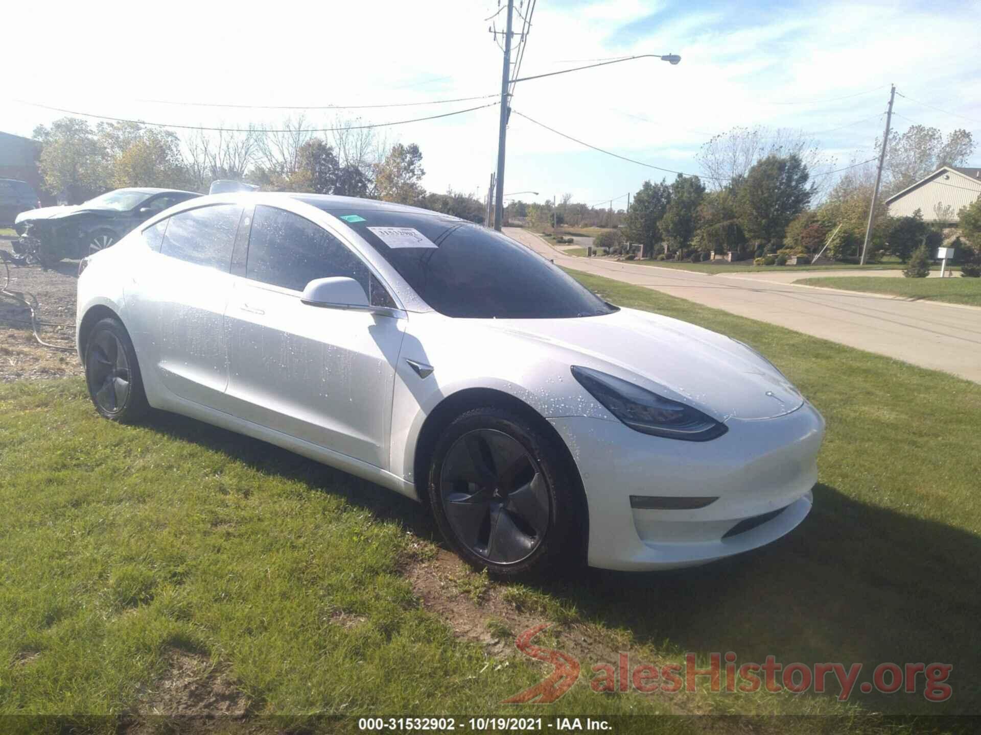 5YJ3E1EB1KF493237 2019 TESLA MODEL 3