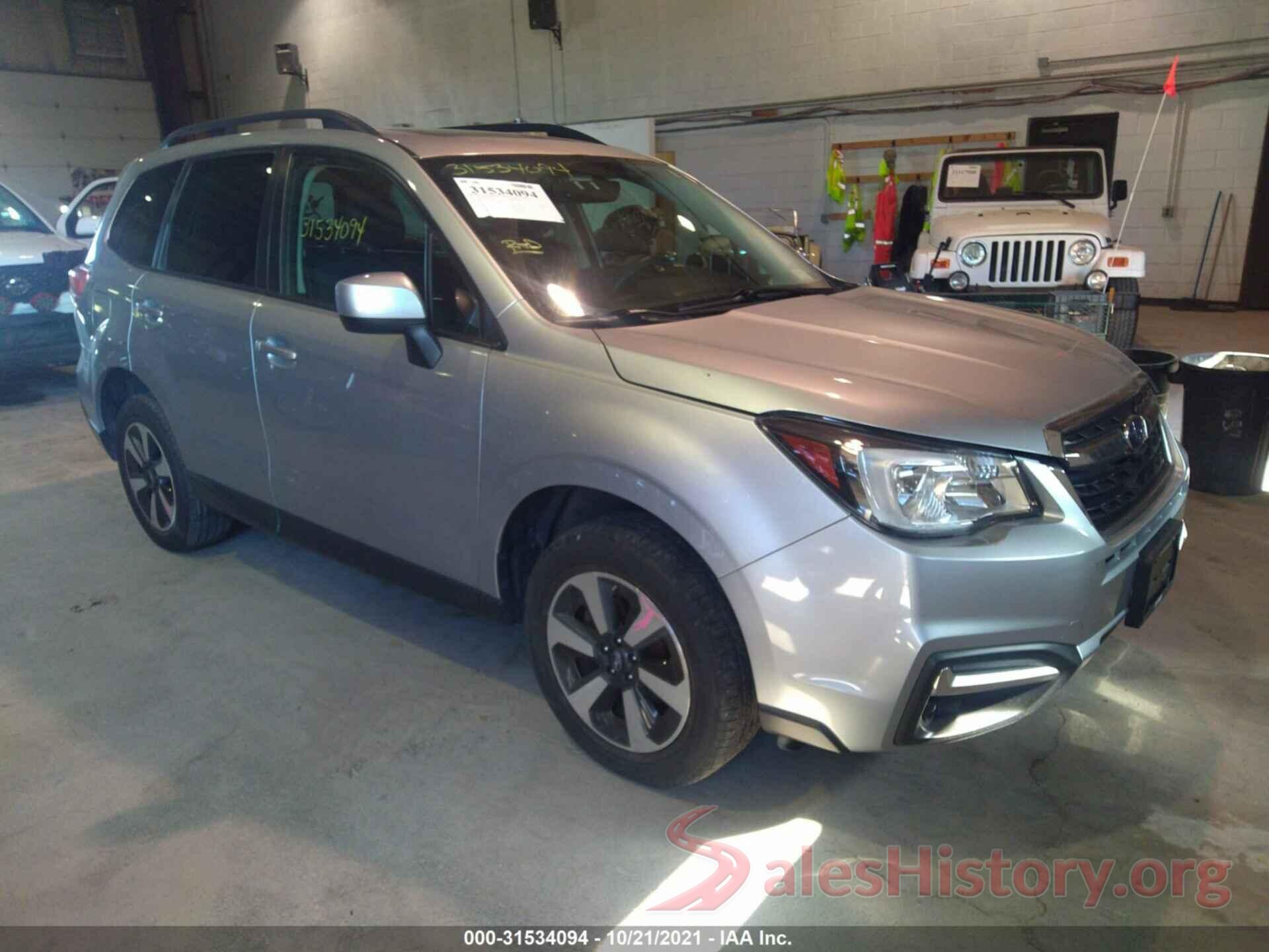 JF2SJAEC3JH458196 2018 SUBARU FORESTER