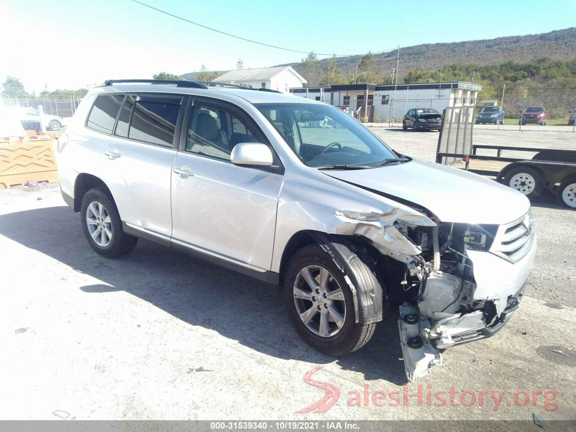 5TDBK3EH4DS249844 2013 TOYOTA HIGHLANDER