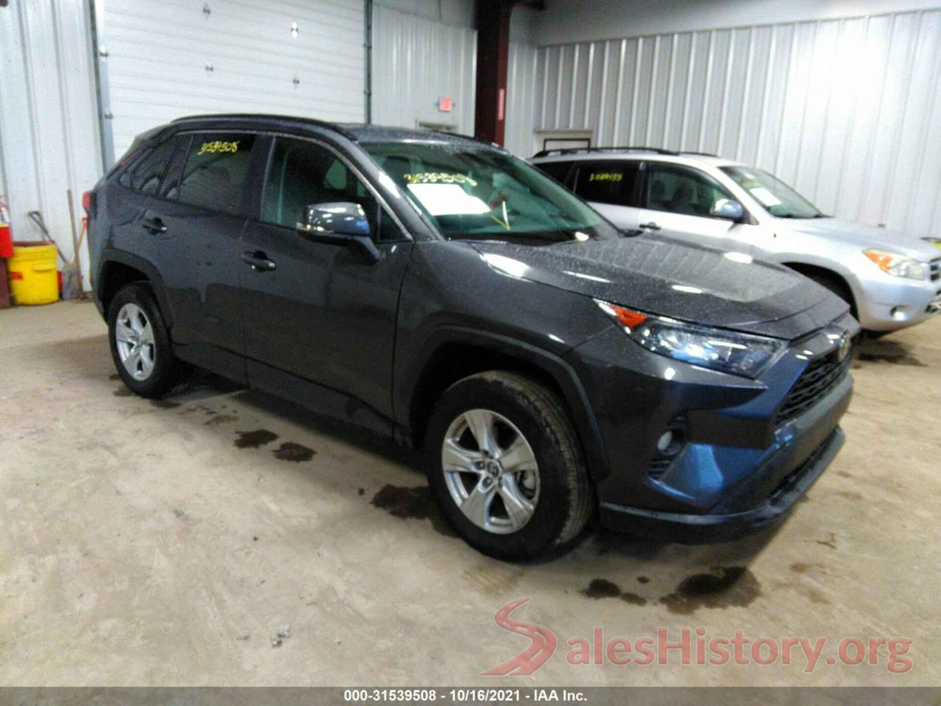 2T3P1RFV2MW144105 2021 TOYOTA RAV4