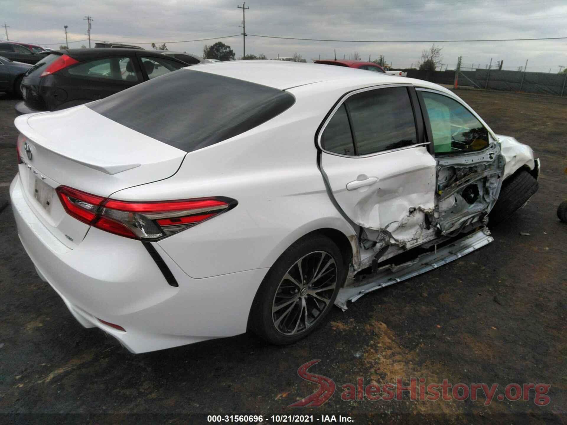 JTNB11HK8J3049377 2018 TOYOTA CAMRY