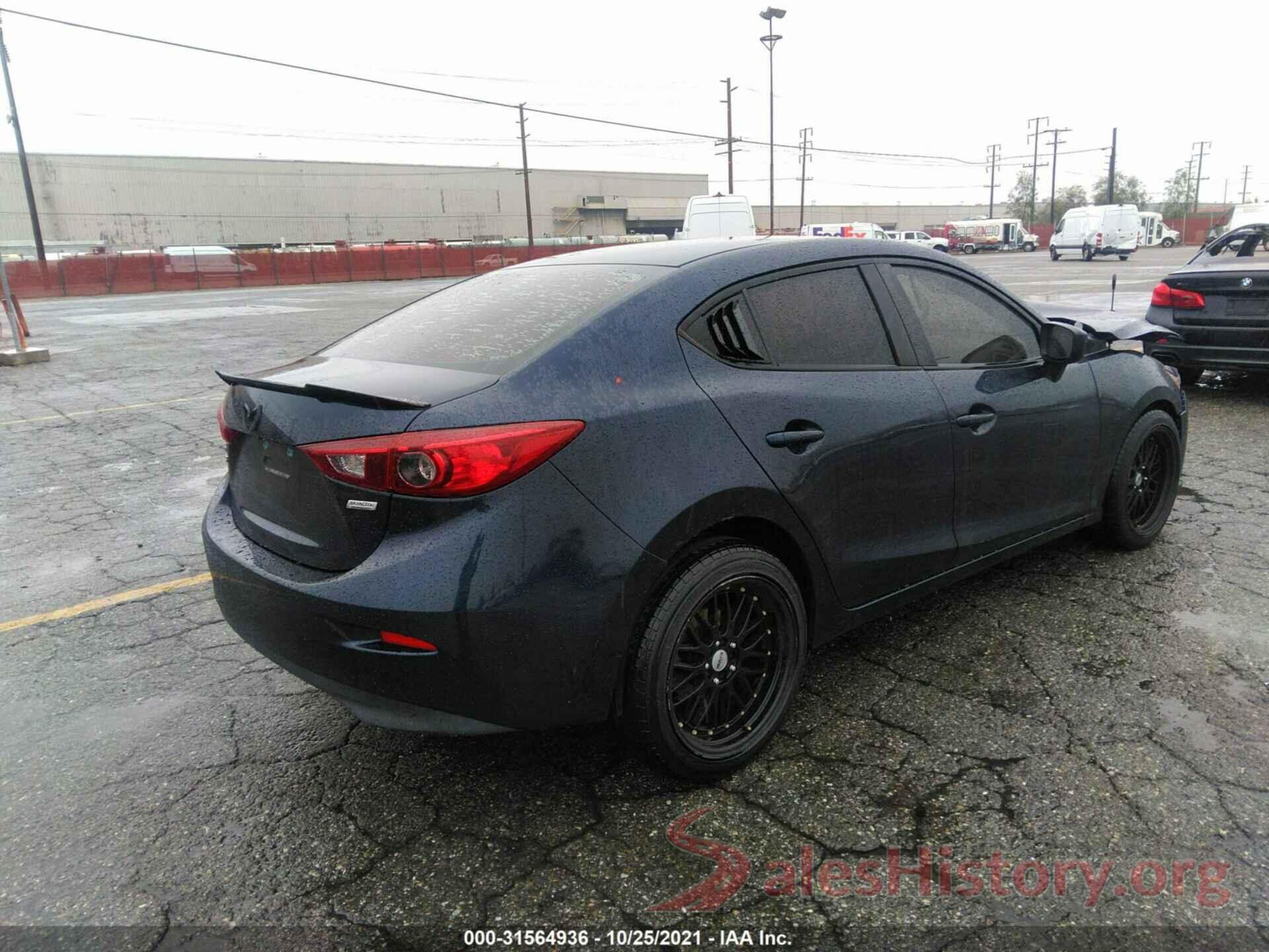 3MZBN1U76JM167840 2018 MAZDA MAZDA3 4-DOOR