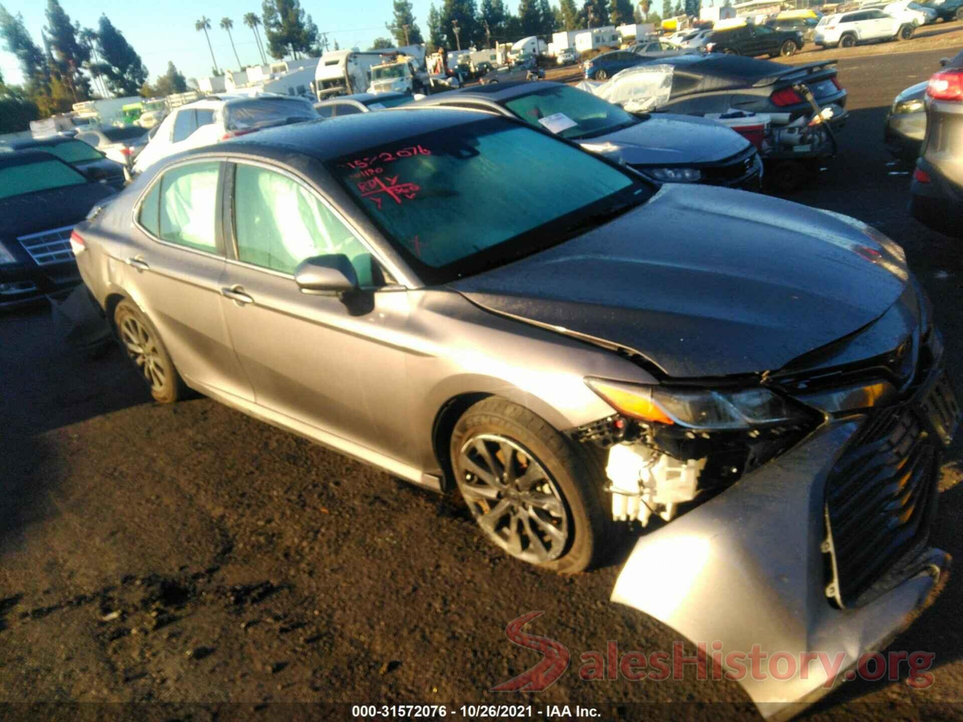 4T1B11HKXJU123912 2018 TOYOTA CAMRY