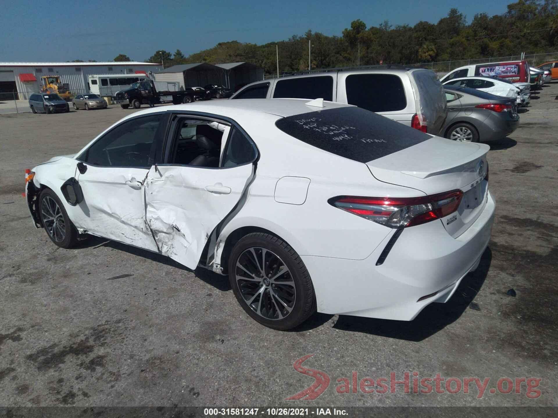 4T1B11HK0KU697582 2019 TOYOTA CAMRY