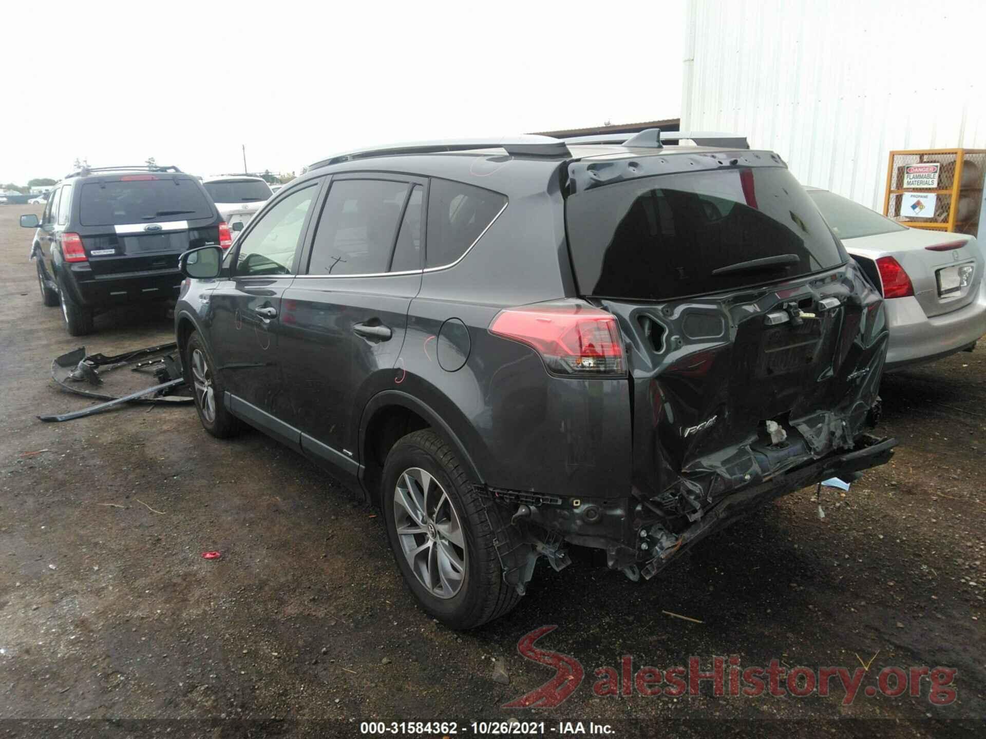 JTMRJREV3JD195860 2018 TOYOTA RAV4