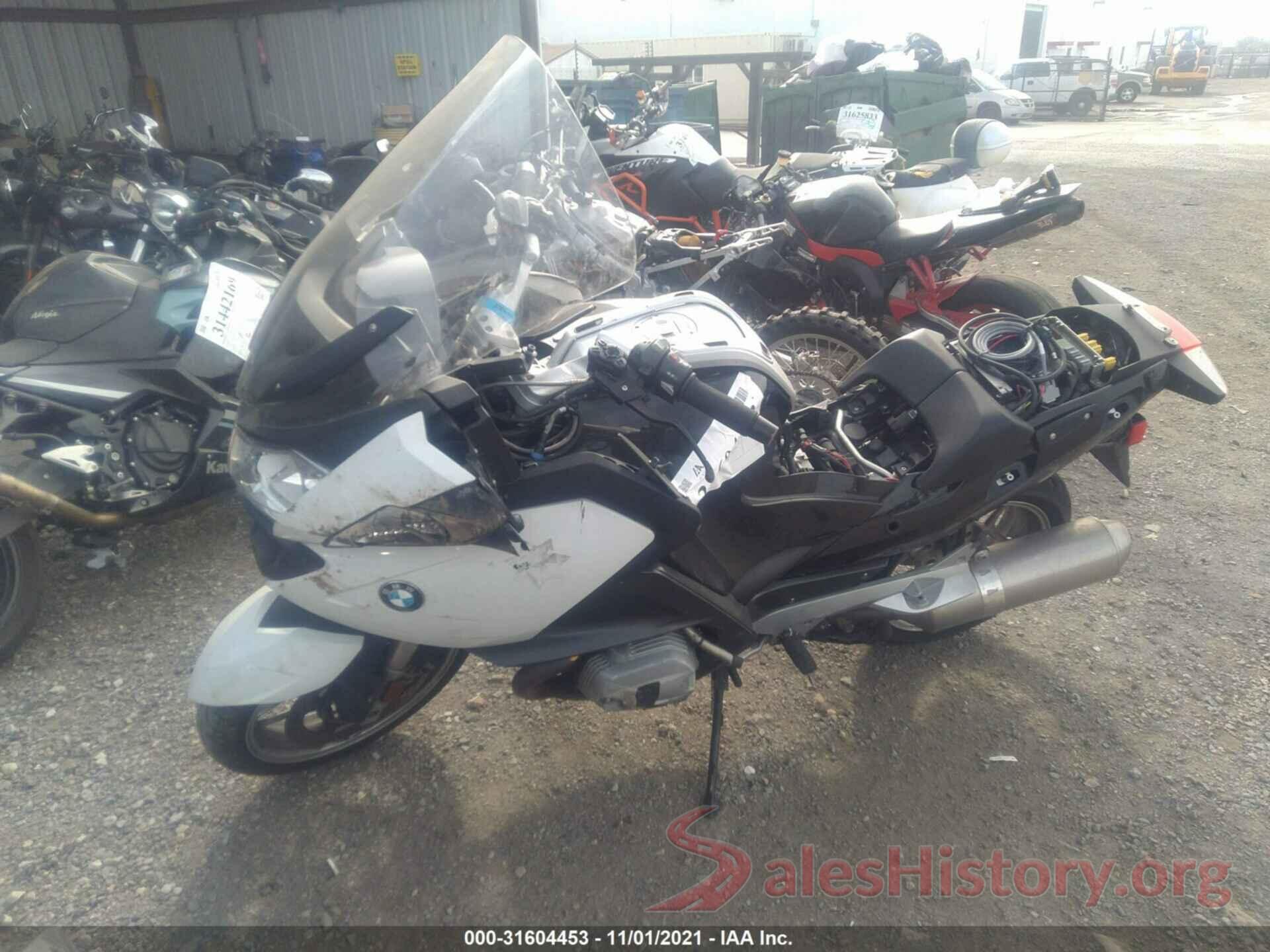 WB1044006CZW21235 2012 BMW R1200