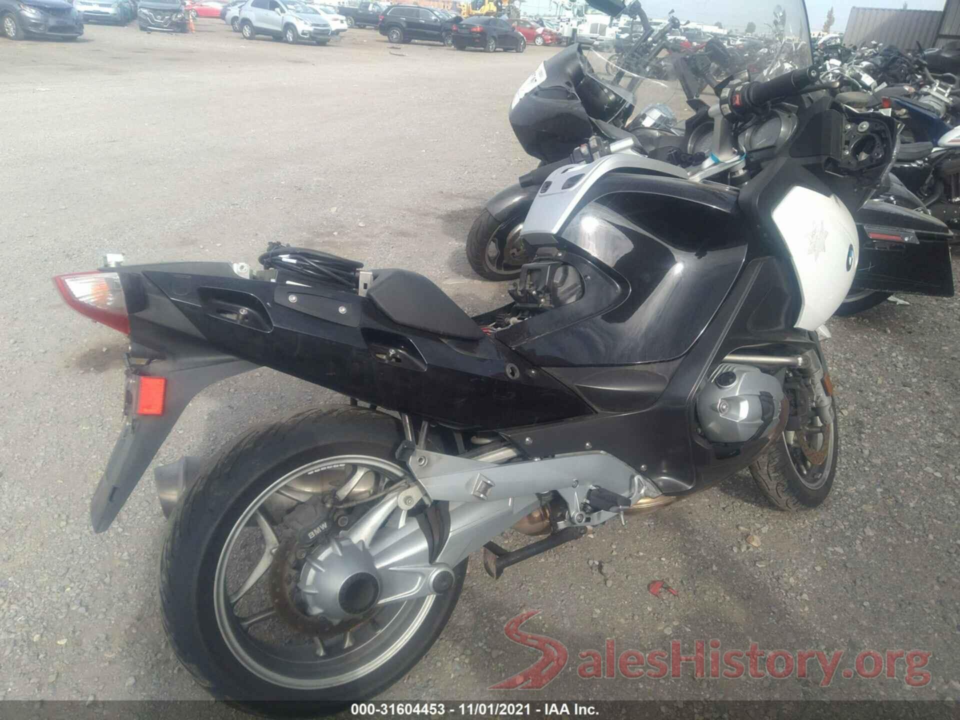 WB1044006CZW21235 2012 BMW R1200