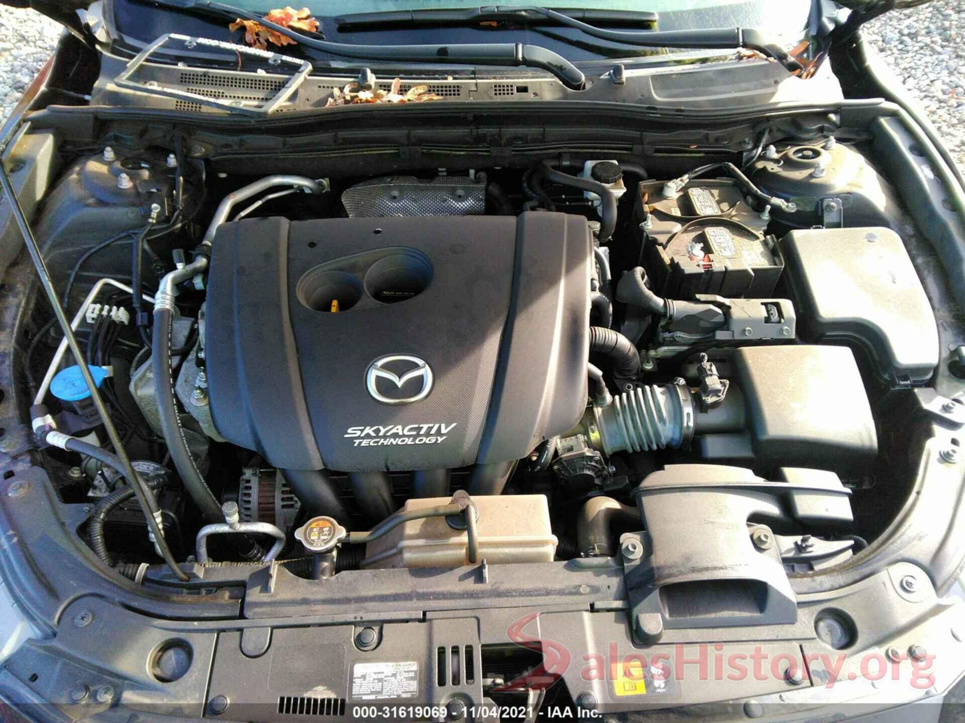 3MZBN1V33JM241632 2018 MAZDA MAZDA3 4-DOOR