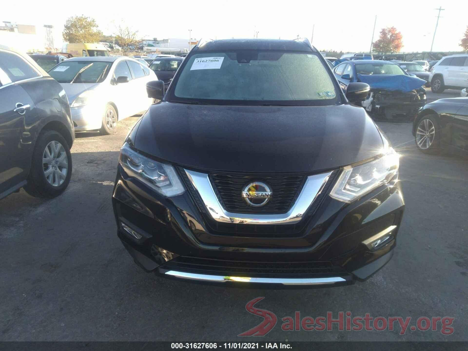 JN8AT2MV7JW320559 2018 NISSAN ROGUE