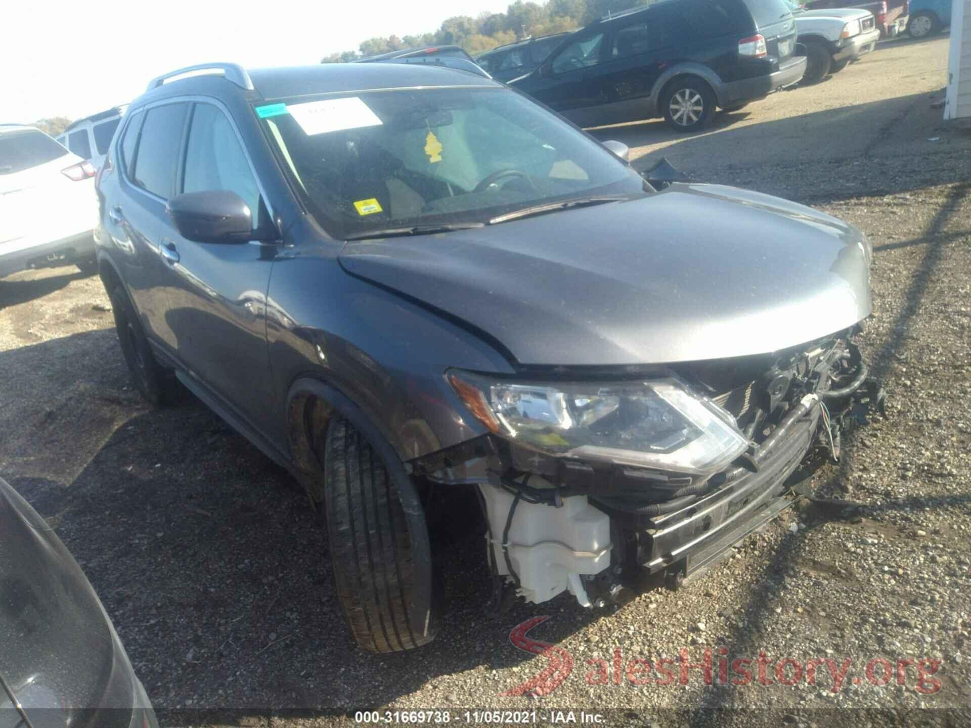 KNMAT2MV3HP588279 2017 NISSAN ROGUE