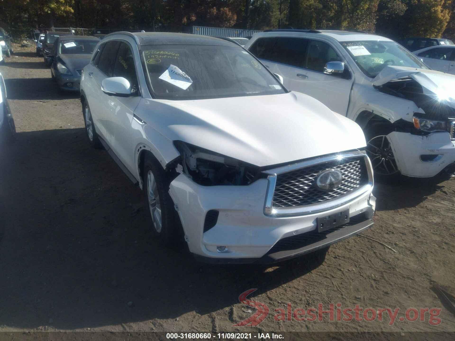 3PCAJ5M33KF121869 2019 INFINITI QX50