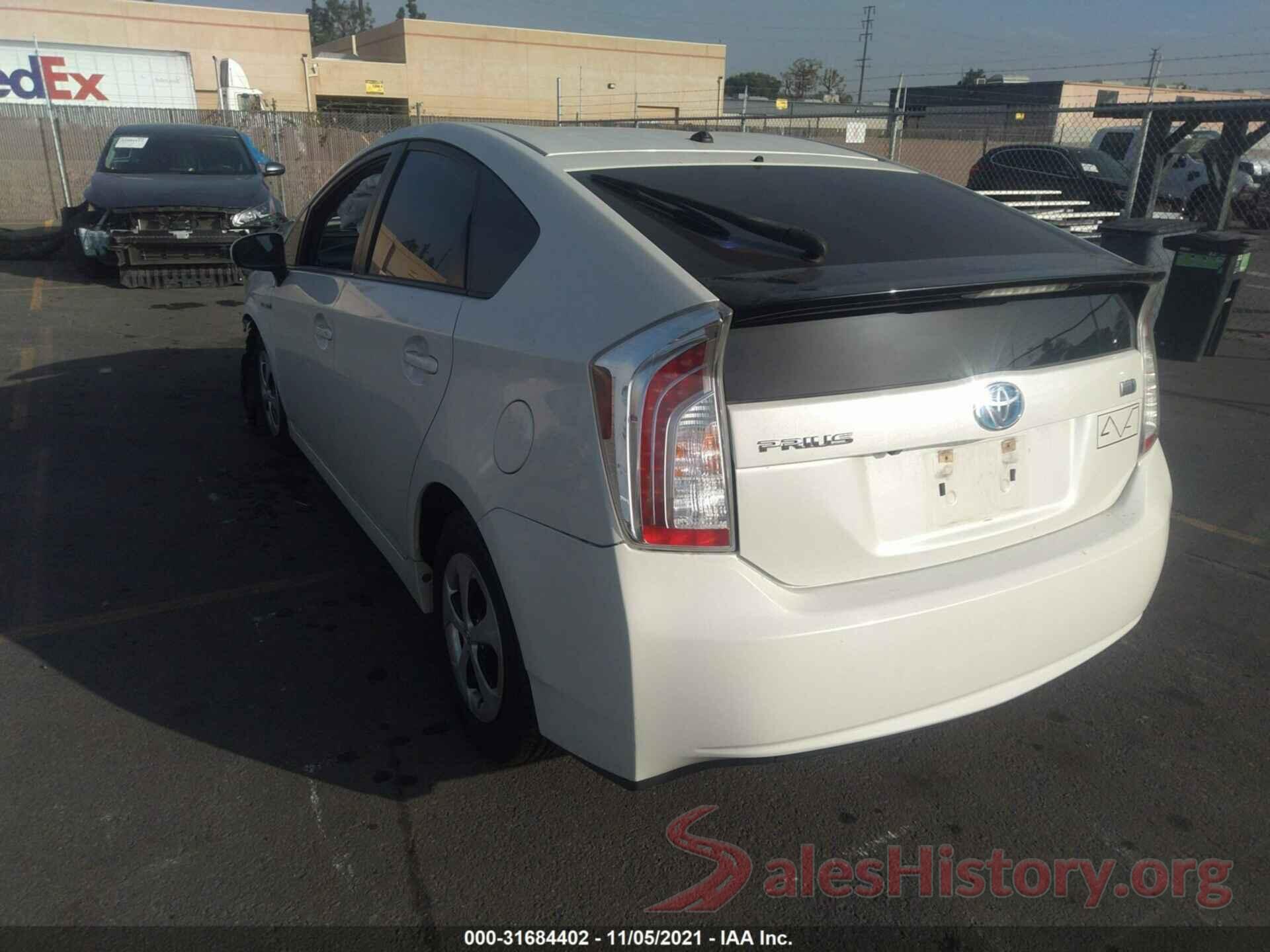 JTDKN3DU5F2004566 2015 TOYOTA PRIUS