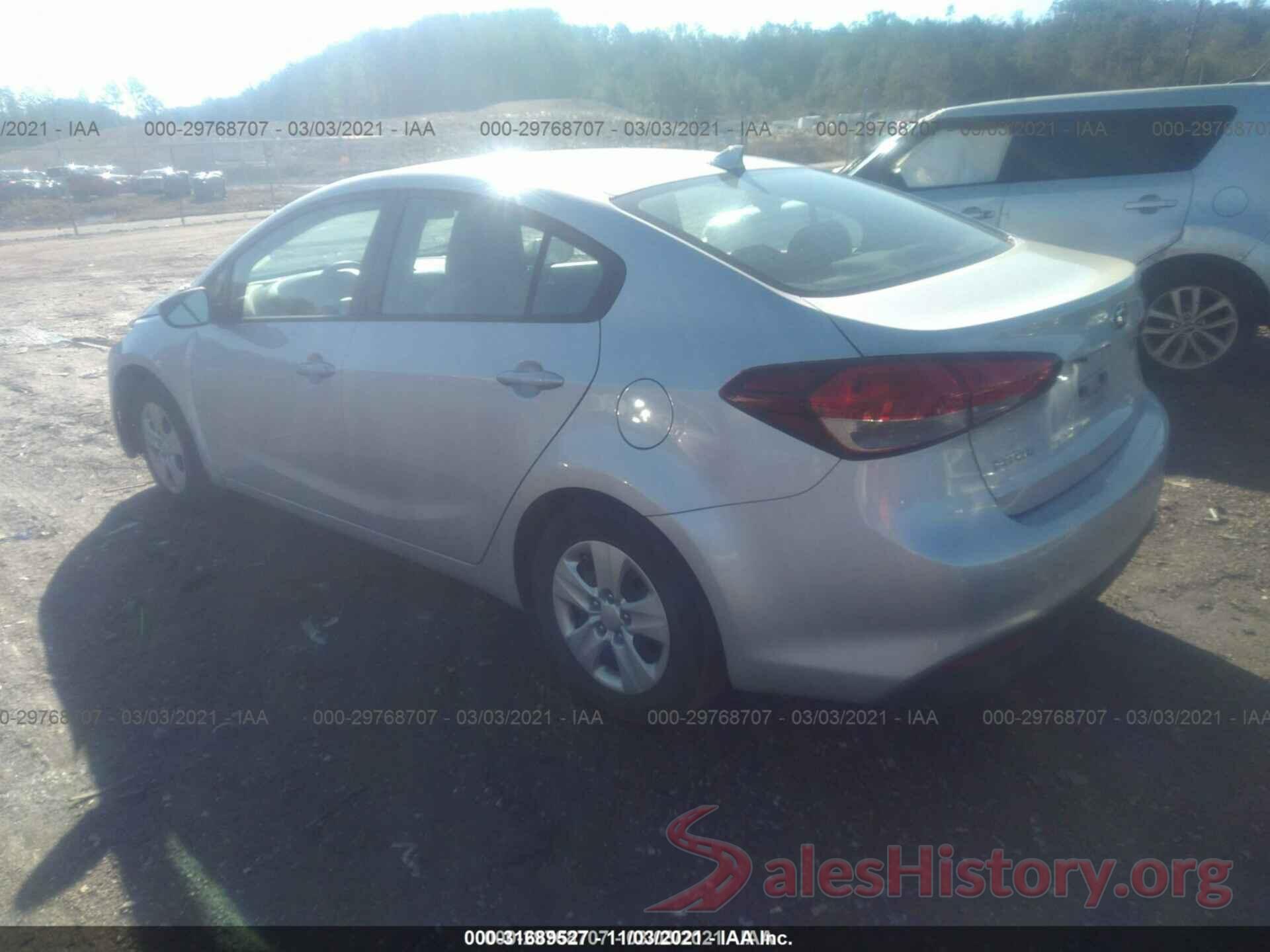 3KPFL4A74HE134596 2017 KIA FORTE