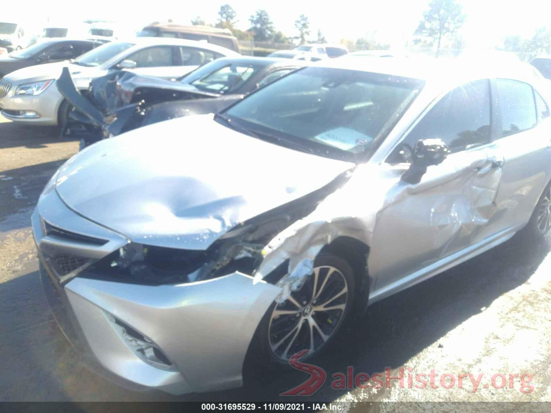 4T1B11HK1JU546569 2018 TOYOTA CAMRY