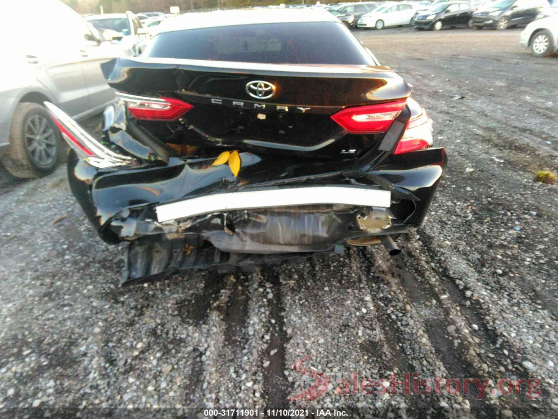 4T1B11HK6JU139654 2018 TOYOTA CAMRY