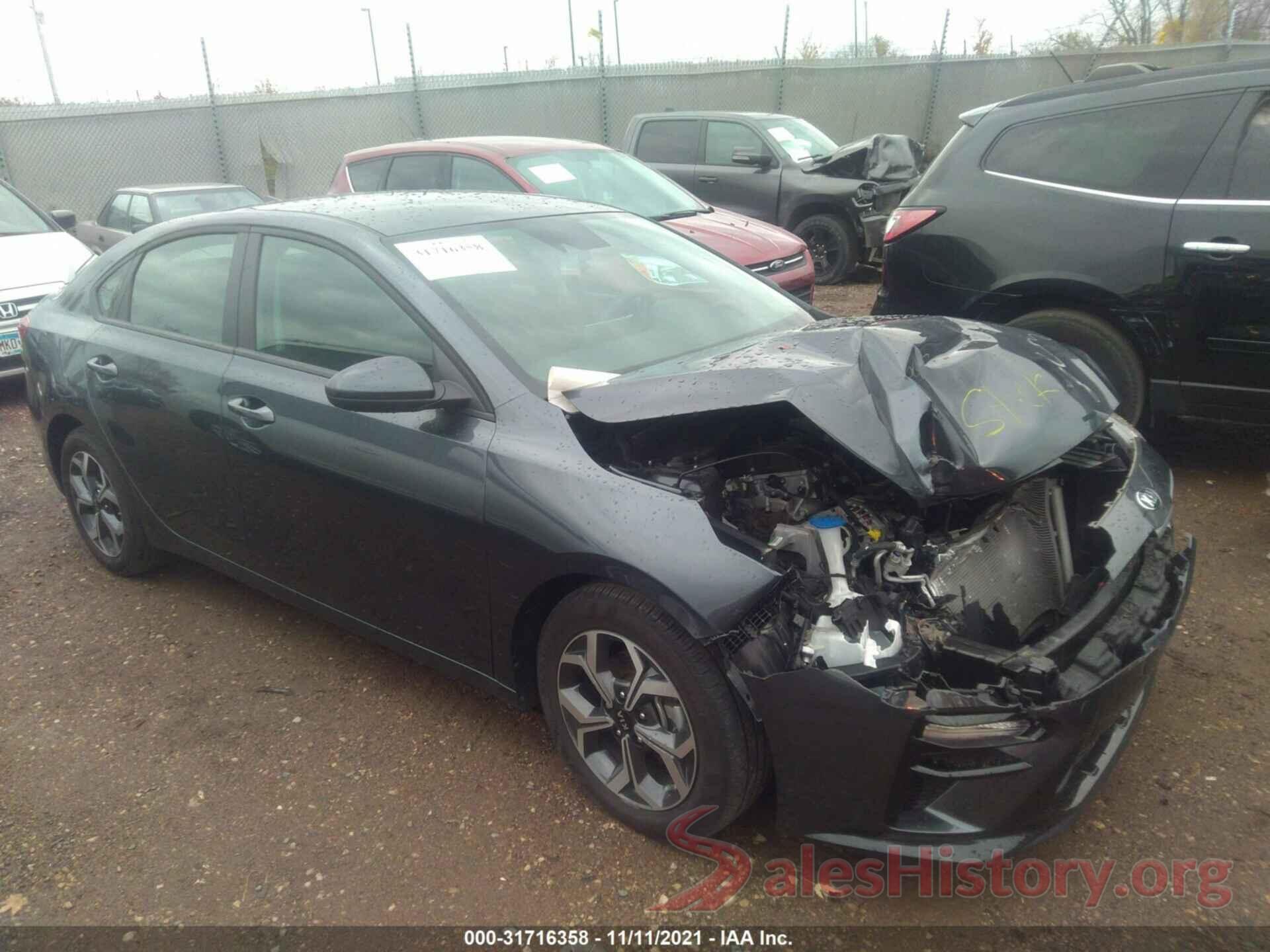 3KPF24AD1KE075958 2019 KIA FORTE