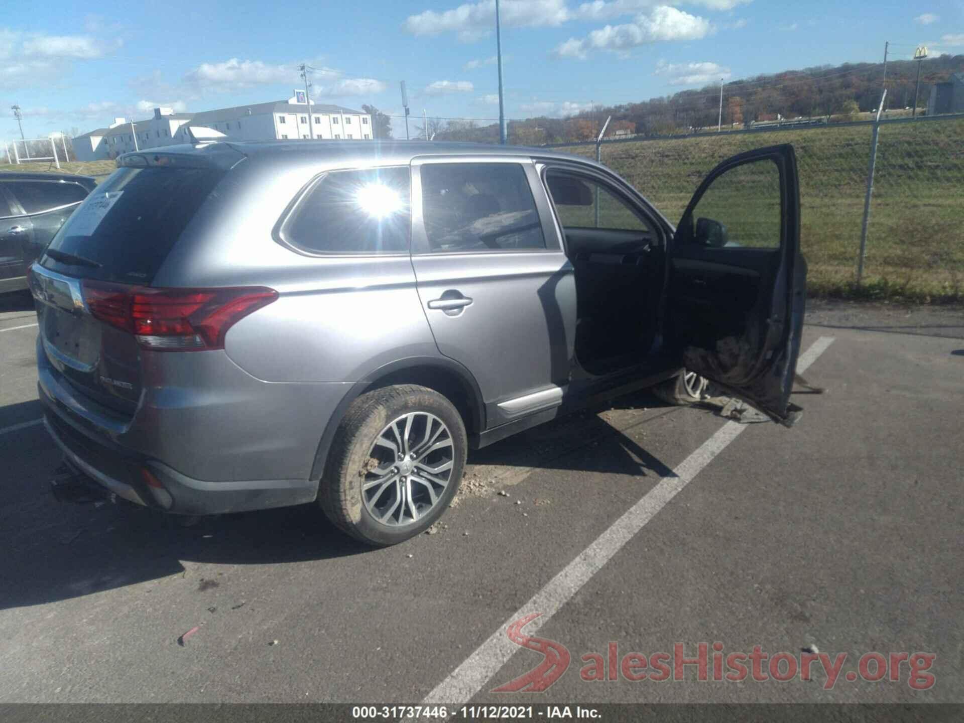 JA4AZ3A36JJ005620 2018 MITSUBISHI OUTLANDER