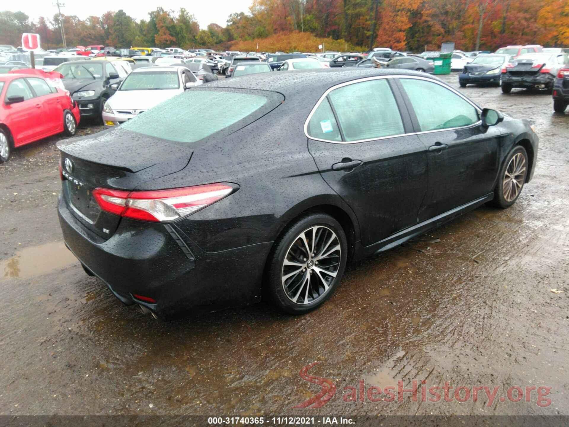 4T1B11HK8JU551932 2018 TOYOTA CAMRY