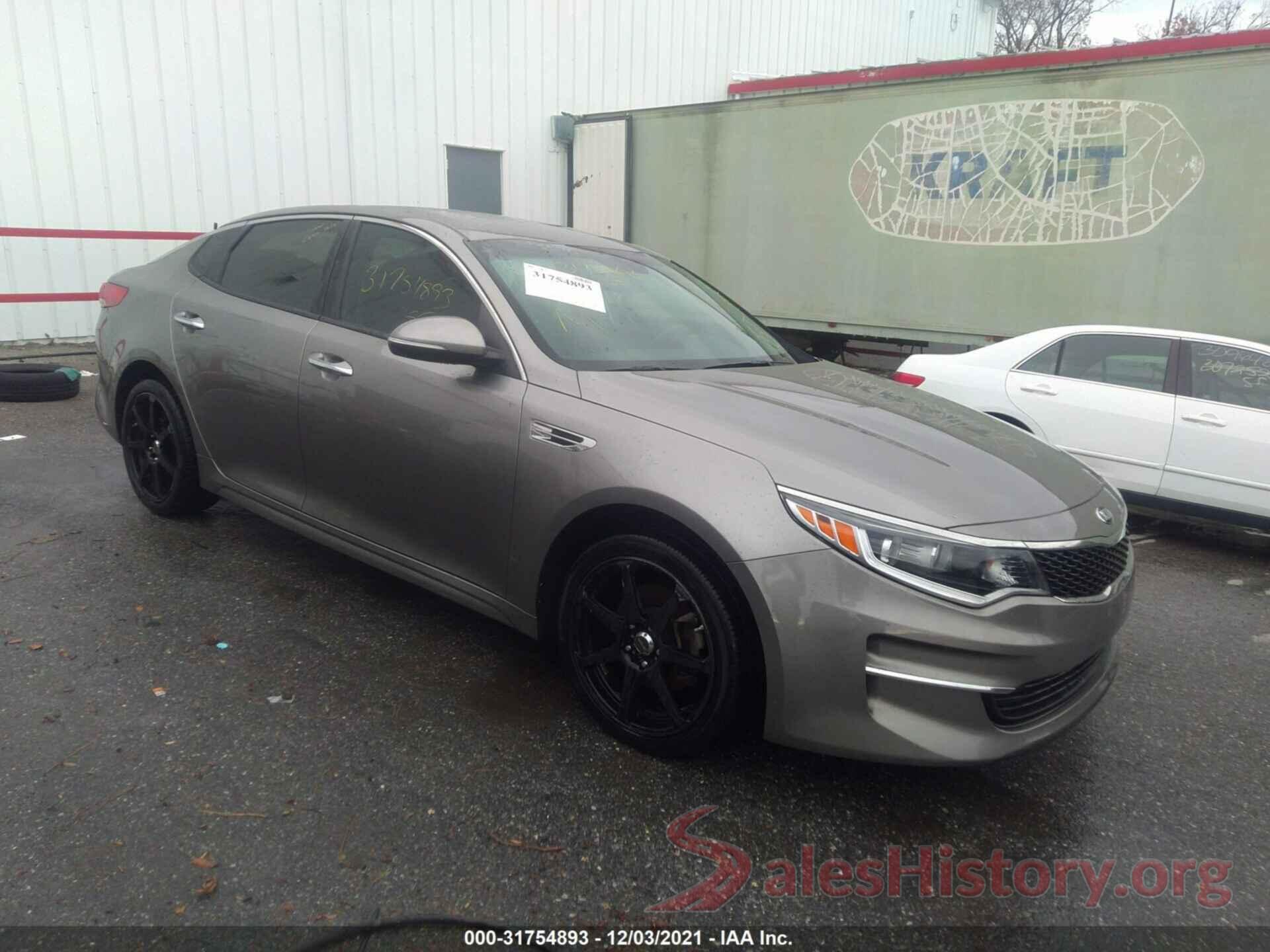 5XXGT4L38JG189810 2018 KIA OPTIMA