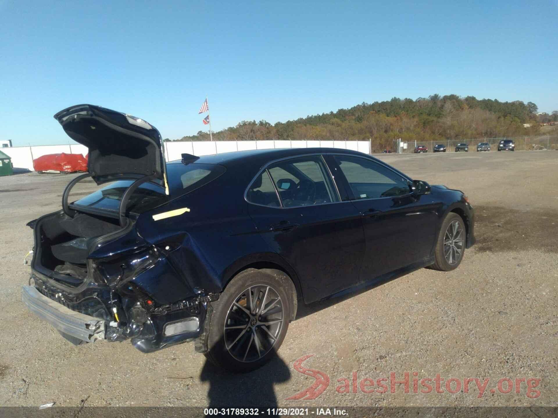 4T1F11AK2MU596381 2021 TOYOTA CAMRY