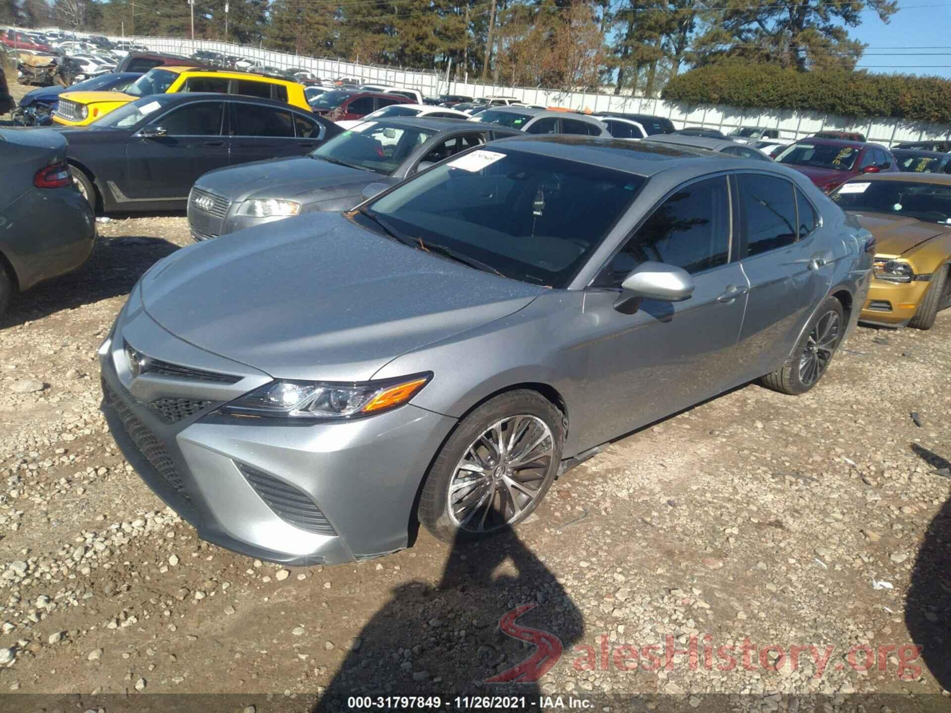 4T1B11HK0JU635758 2018 TOYOTA CAMRY