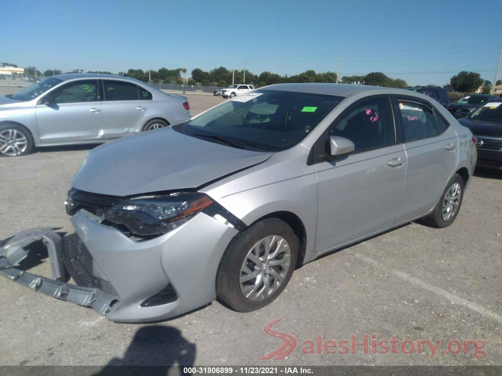 5YFBURHE1JP840698 2018 TOYOTA COROLLA