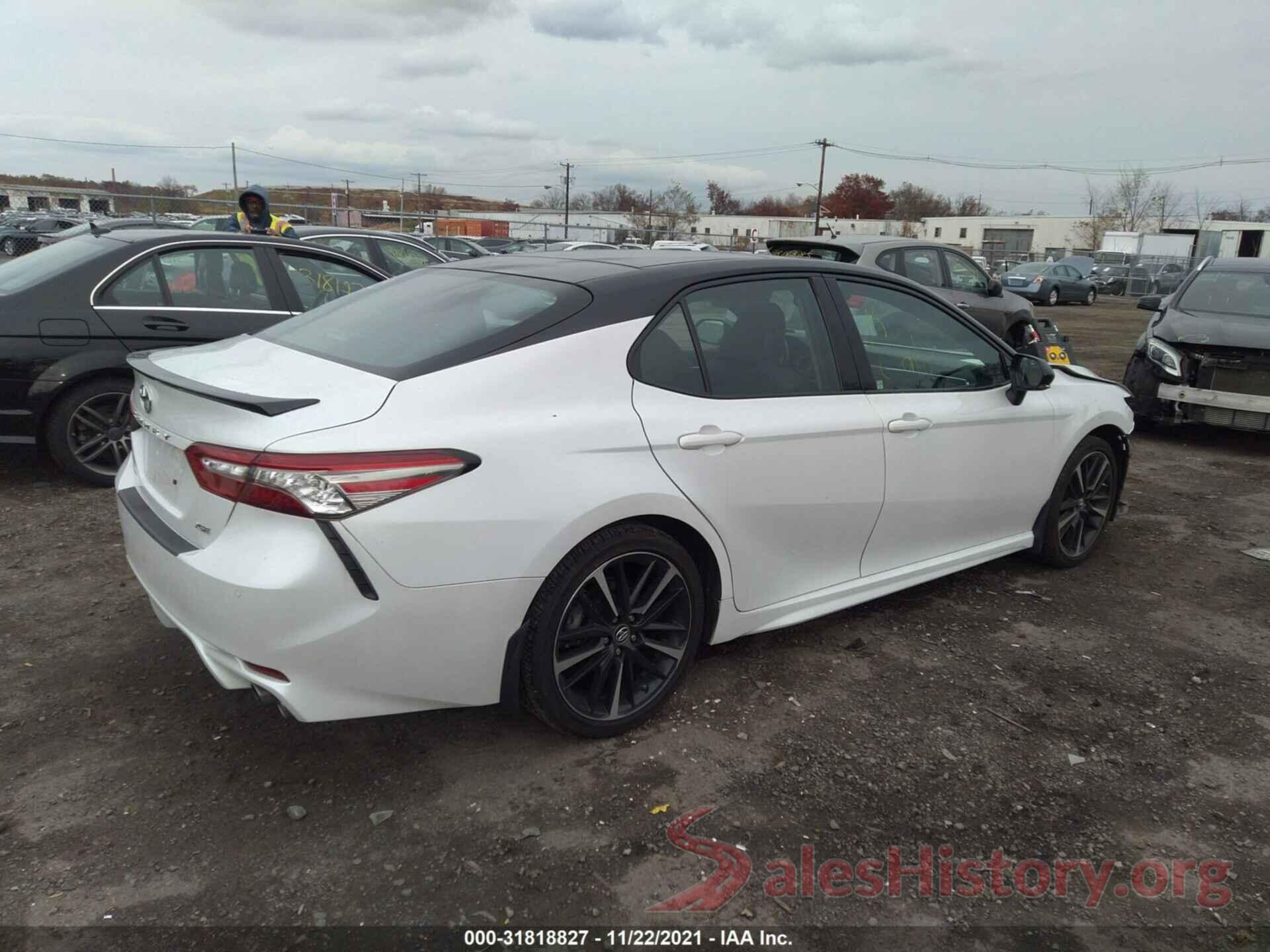 4T1B61HK6JU149117 2018 TOYOTA CAMRY