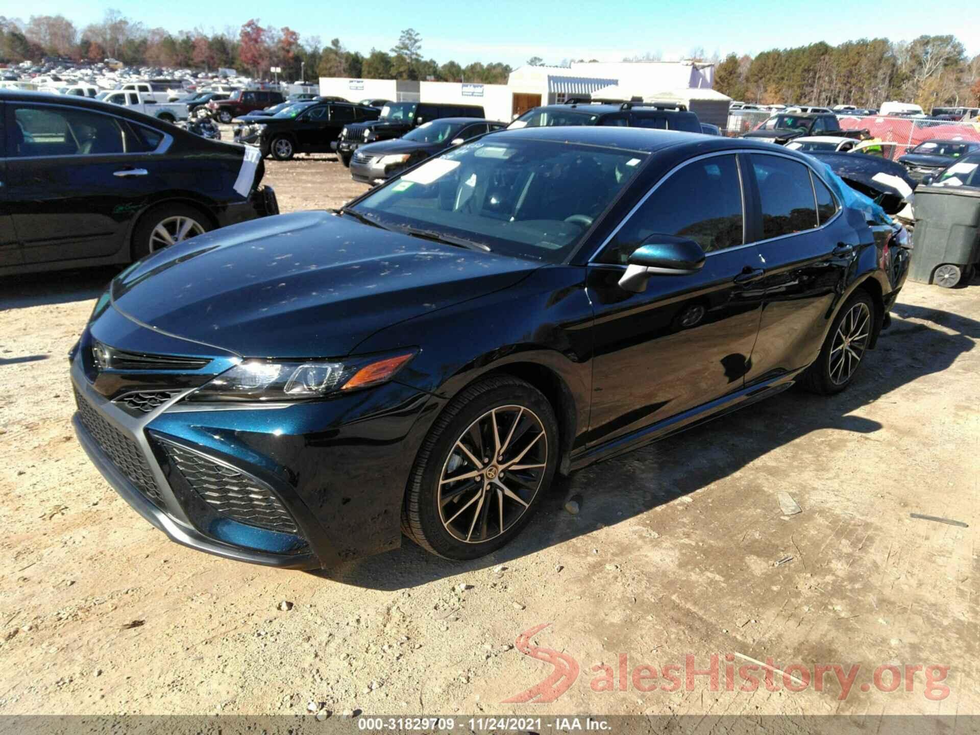 4T1G11AK8MU543074 2021 TOYOTA CAMRY