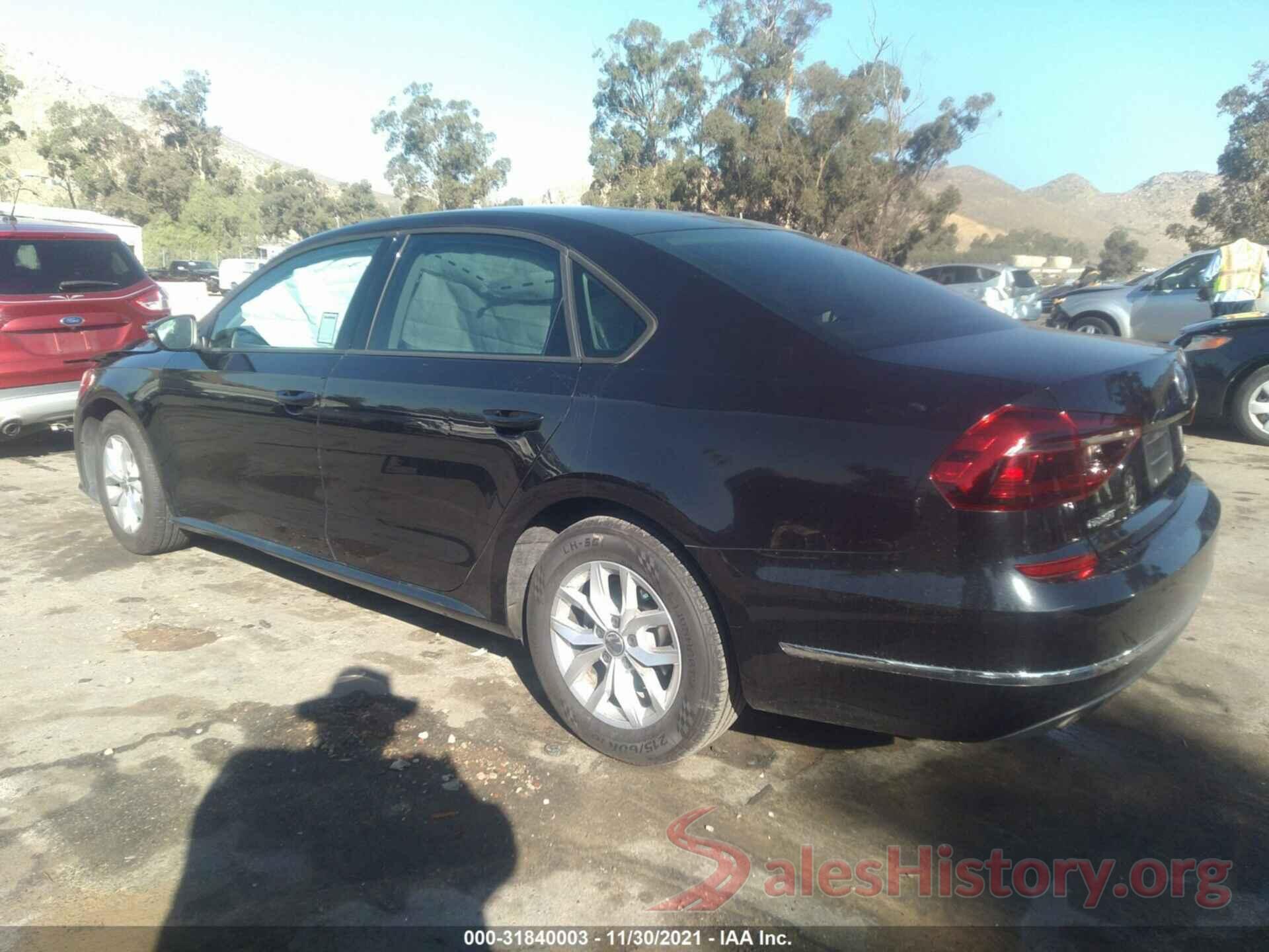 1VWAA7A32JC017950 2018 VOLKSWAGEN PASSAT