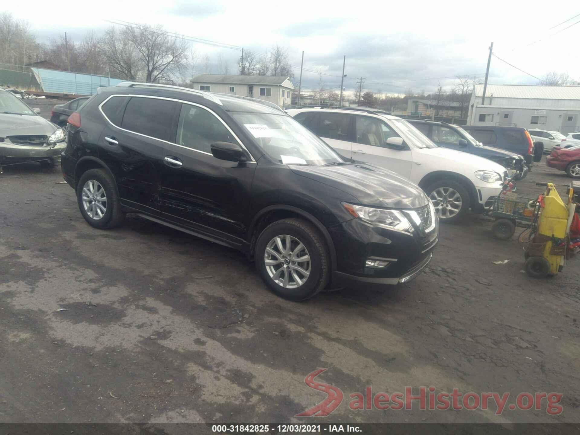 JN8AT2MV0JW313940 2018 NISSAN ROGUE