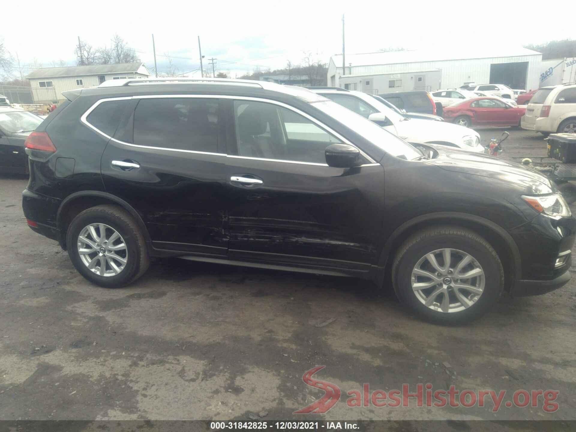 JN8AT2MV0JW313940 2018 NISSAN ROGUE