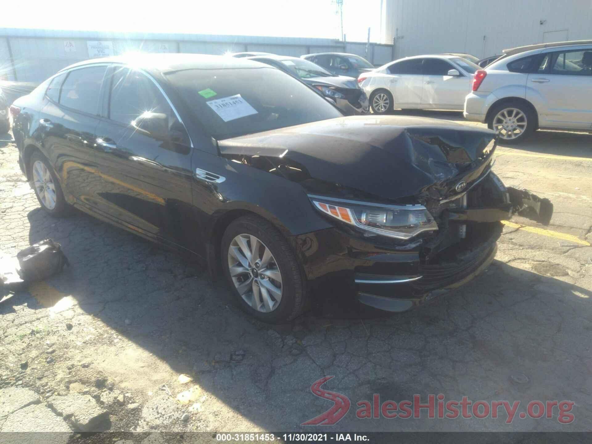 5XXGU4L32JG261002 2018 KIA OPTIMA