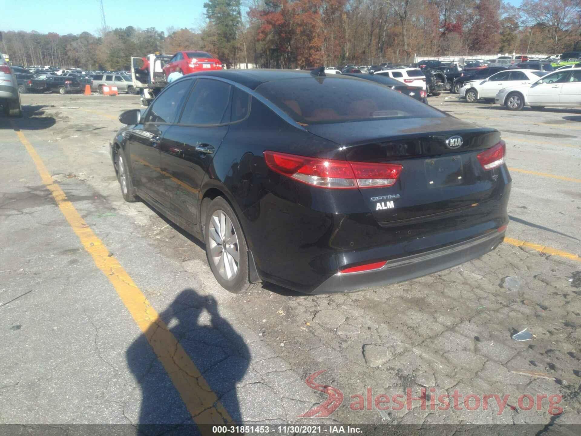 5XXGU4L32JG261002 2018 KIA OPTIMA