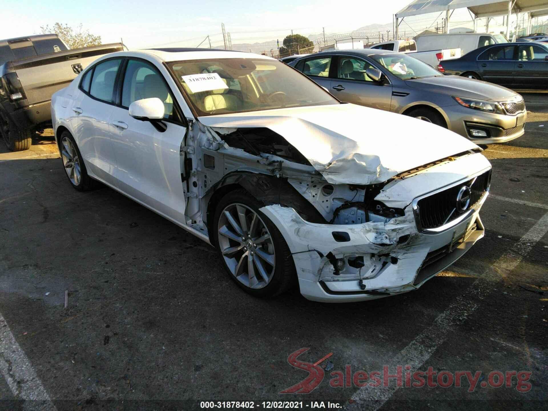 7JR102FK5KG007496 2019 VOLVO S60