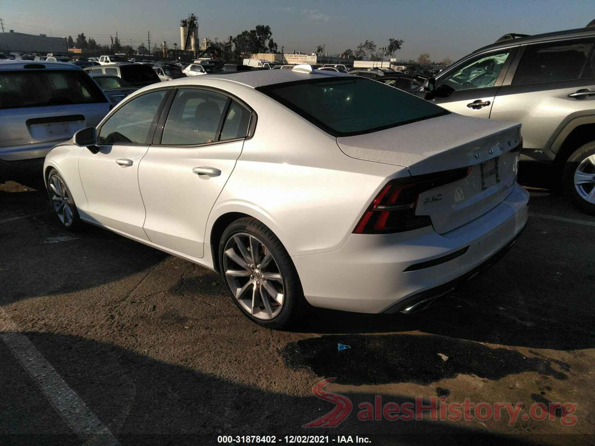 7JR102FK5KG007496 2019 VOLVO S60