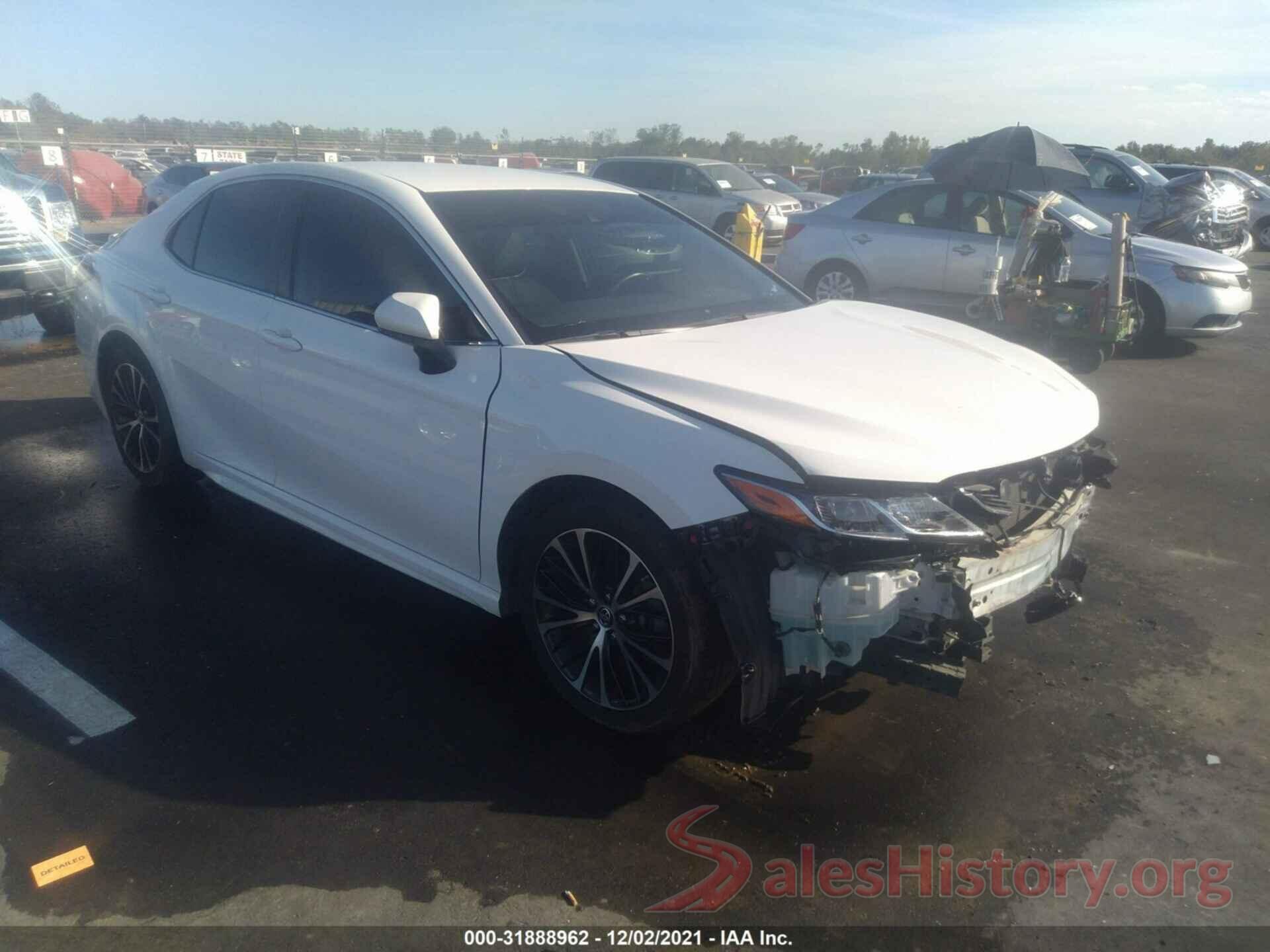 JTNB11HK6J3007919 2018 TOYOTA CAMRY